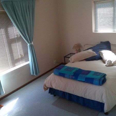 Gansbaai Lodge & Backpackers Buitenkant foto