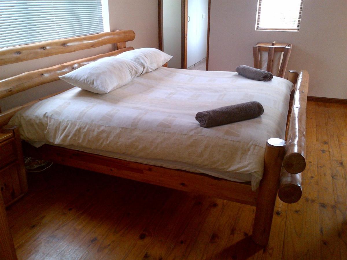 Gansbaai Lodge & Backpackers Buitenkant foto